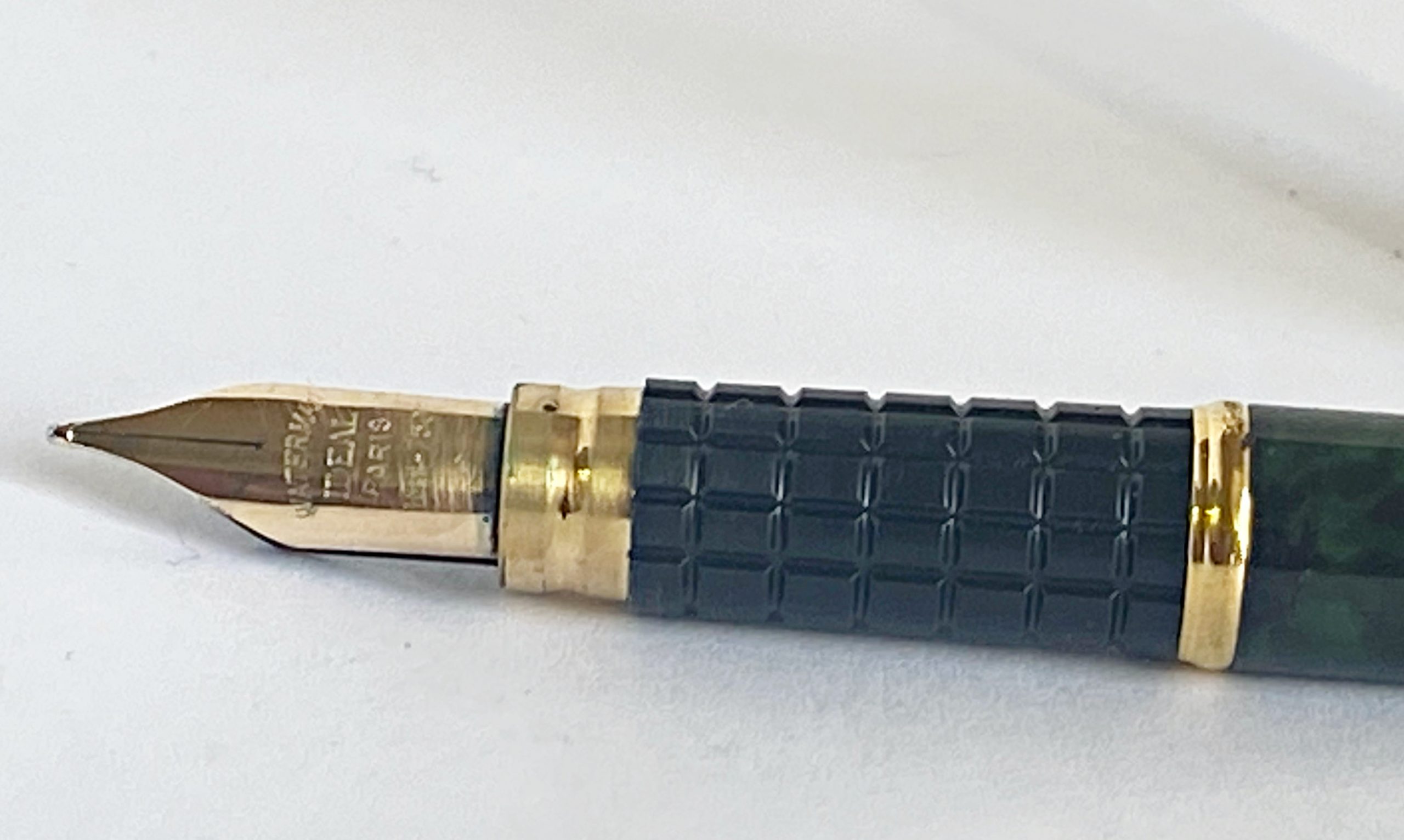 Stylo plume Waterman or massif 18 carats tête aigle gold pen XXème siècle