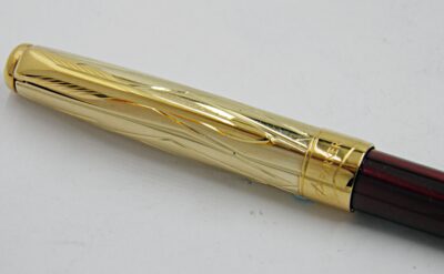 Stylo bille PARKER SONNET résine rouge translucide – Image 4