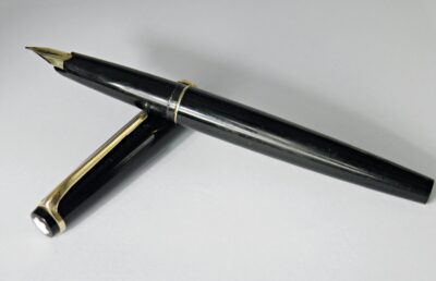Stylo plume MONTBLANC n°24 celluloid noir 1960's – Image 2